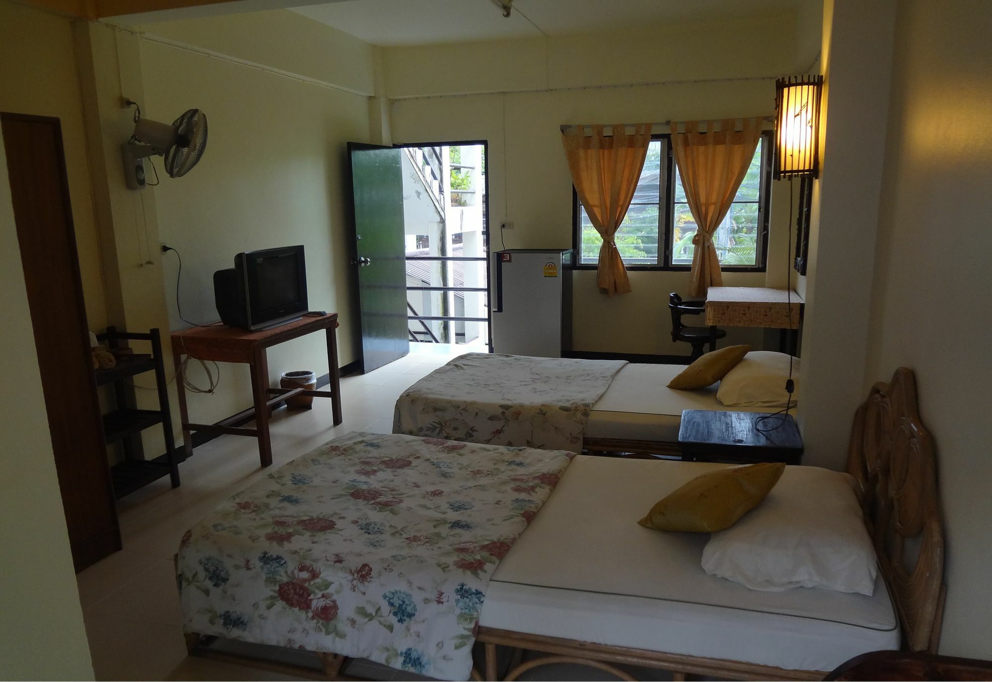 Sarabu Guest House Чиангмай Экстерьер фото