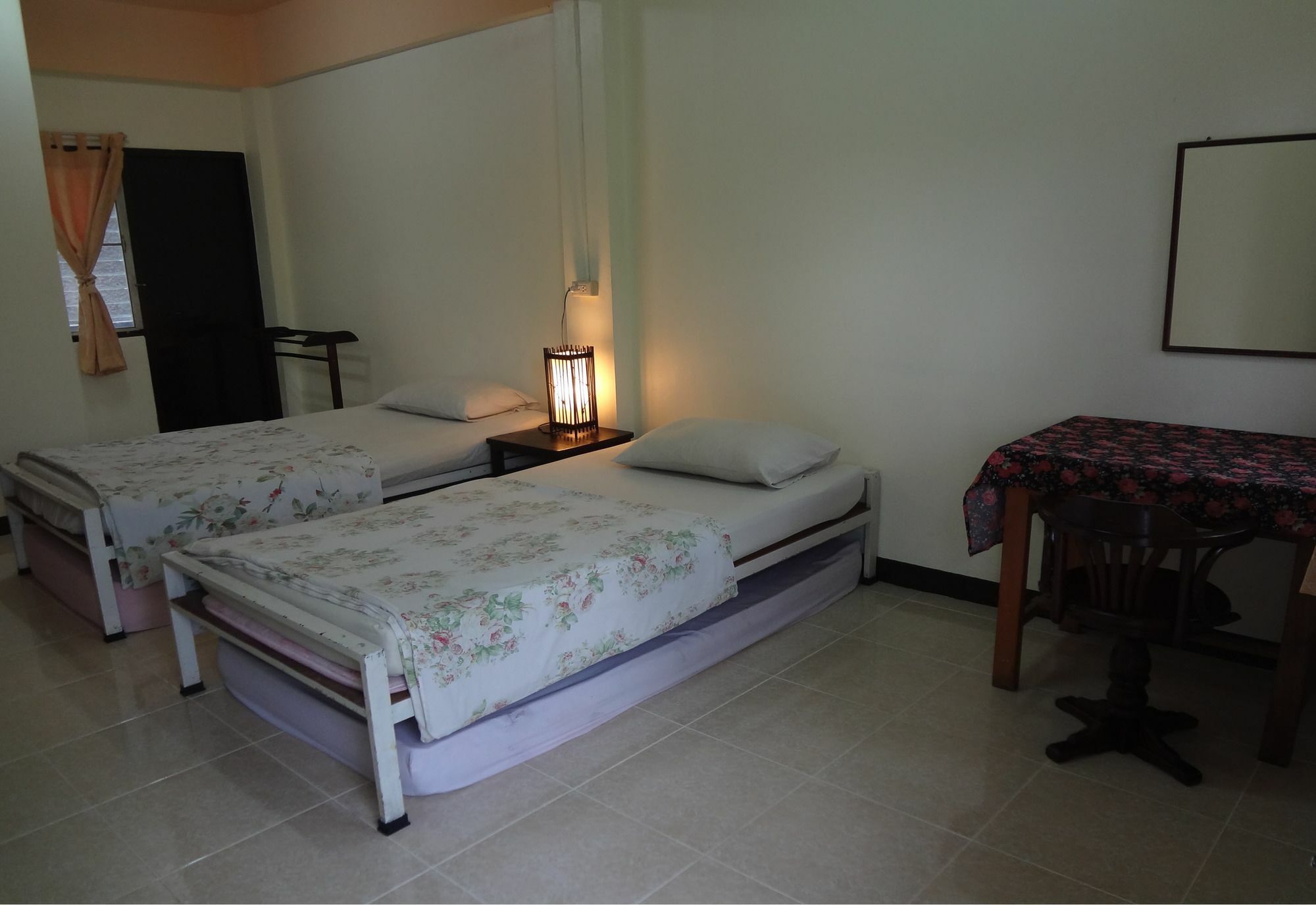 Sarabu Guest House Чиангмай Экстерьер фото